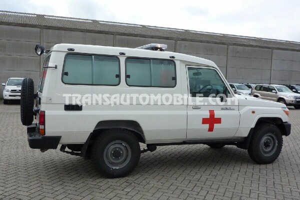 Toyota land cruiser 78 metal top vdj v8 4.5l diesel ambulance rhd blanco