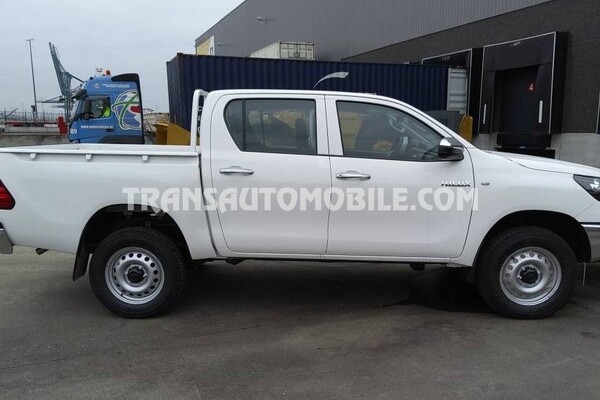 Toyota hilux / revo pick-up double cabin pack security 2.4l turbo diesel white