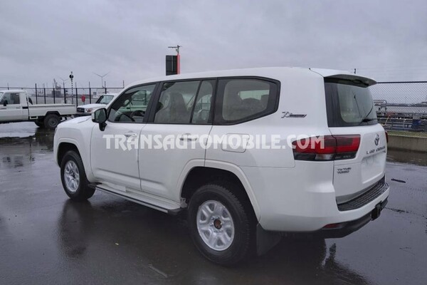 Toyota land cruiser 300 v6  gxr-8 7 seaters / places  70th anniversary  3.3l turbo diesel automatique white pearl
