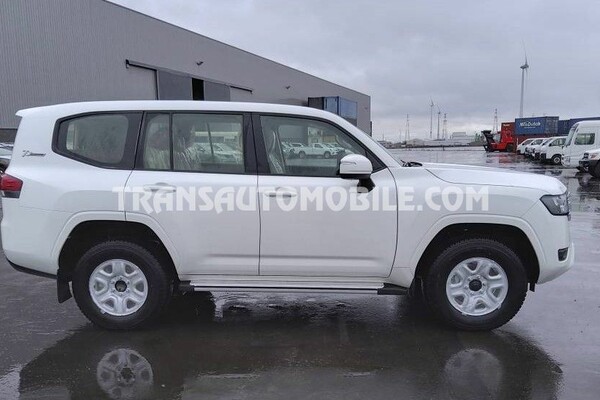 Toyota land cruiser 300 v6  gxr-8 7 seaters / places  70th anniversary  3.3l turbo diesel automatique blanc perlé
