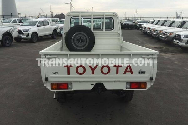 Toyota land cruiser 79 pick-up grj 4.0l essence white